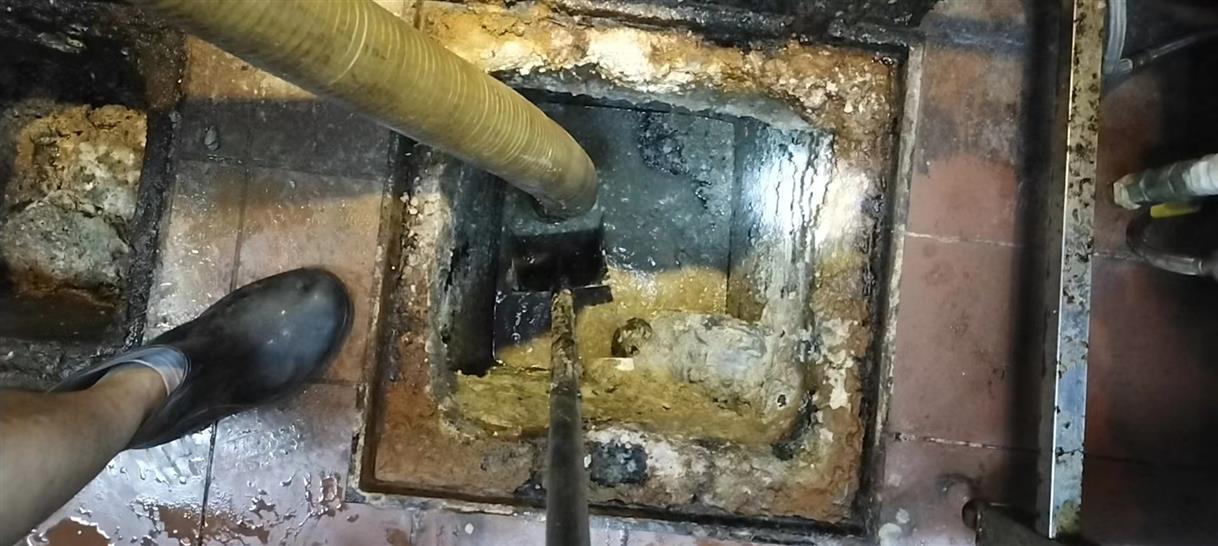 田家庵化油池清理-污水池清掏